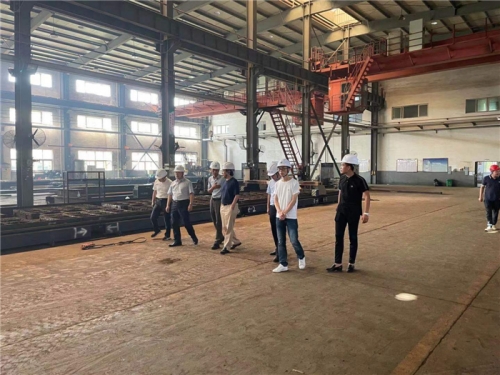 【管理纵横】尊龙凯时人生就是博集团董事长张汉文一行赴所属钢结构公司诸暨加工基地调研指导